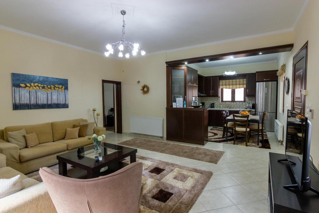 Апартаменты Katerina & Elia'S Family House Леонидион Экстерьер фото
