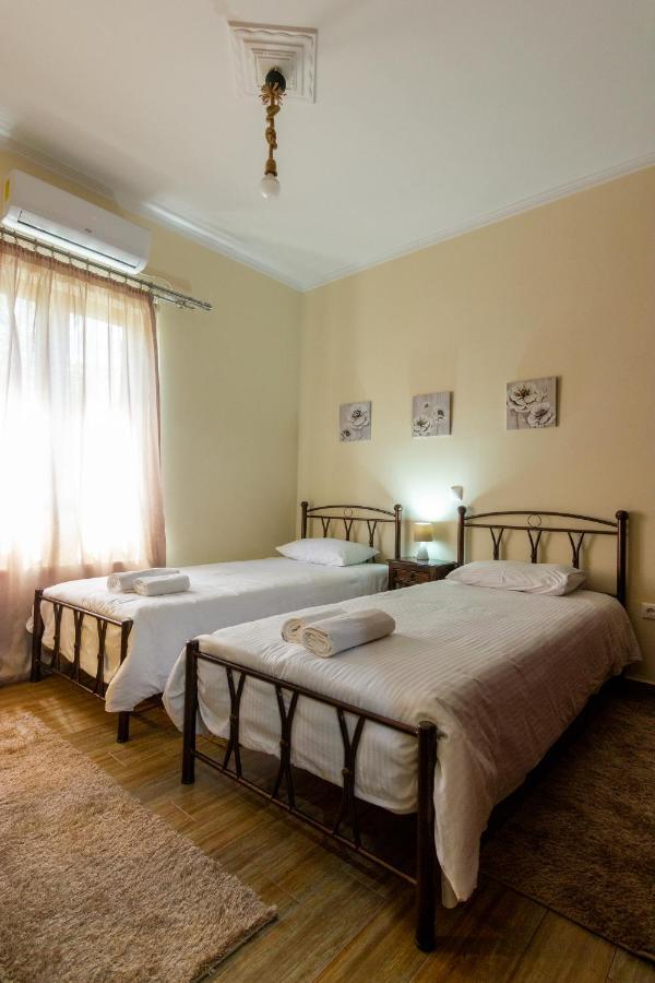 Апартаменты Katerina & Elia'S Family House Леонидион Экстерьер фото