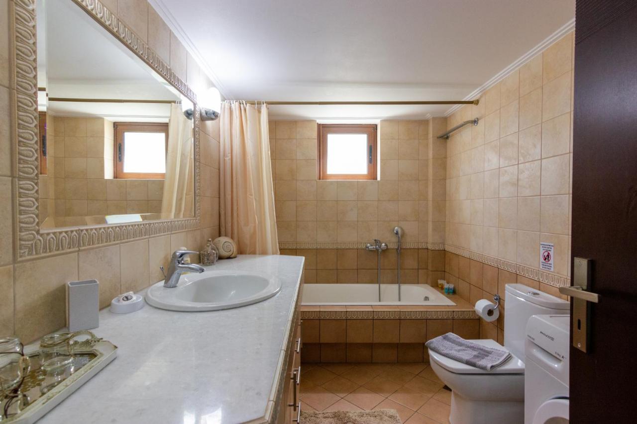 Апартаменты Katerina & Elia'S Family House Леонидион Экстерьер фото